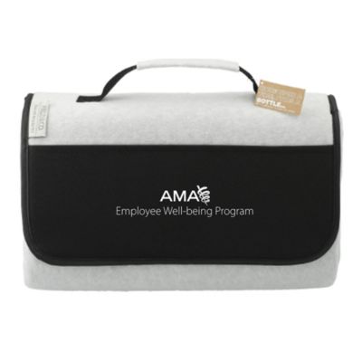 Field & Co Recycled PET Oversized Picnic Blanket - Employee Well-being Program
