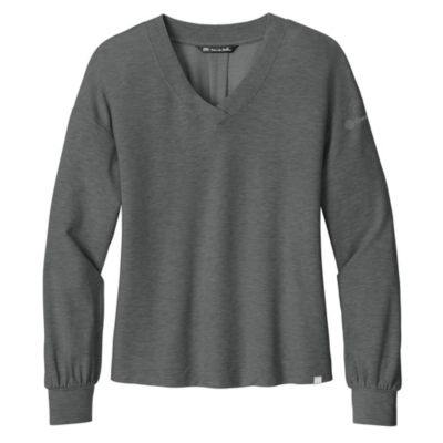 Ladies TravisMathew Long Weekend V-Neck