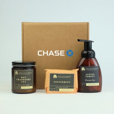 3rd & Sycamore Winter Gift Box Collection - Chase