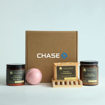 3rd & Sycamore Self Care Gift Box - Cocoa Cashmere Collection - Chase