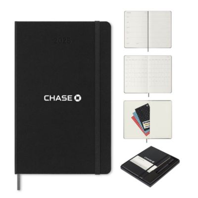 Moleskine Hard Cover 12-Month Weekly 2025 Planner and GO Pen Gift Set - Chase